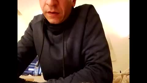 andreai1988 online show from 17, 4, 2026