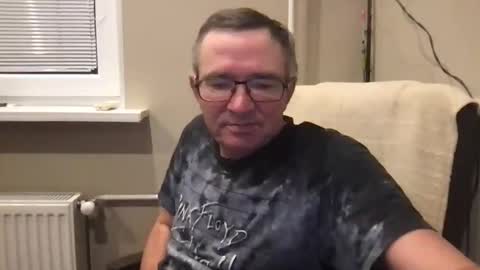 Snapshot of andreass60 chatting on 15, 12, 2025 andreass60 online show from 15, 12, 2025