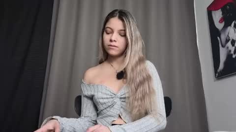 Snapshot of andreau_19 chatting on 1, 6, 2026 andreau 19 online show from 1, 6, 2026
