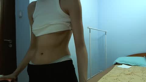 Snapshot of andreea713 chatting on 23, 10, 2025 andreea713 online show from 23, 10, 2025