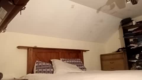 Snapshot of andresalvarez132169 chatting on 3, 3, 2026 andresalvarez132169 online show from 3, 3, 2026