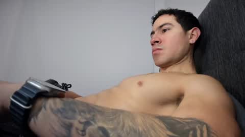 Snapshot of andresjuan92 chatting on 23, 6, 2026 onlyfanscallmegotter online show from 23, 6, 2026
