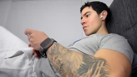 Snapshot of andresjuan92 chatting on 12, 7, 2026 onlyfanscallmegotter online show from 12, 7, 2026