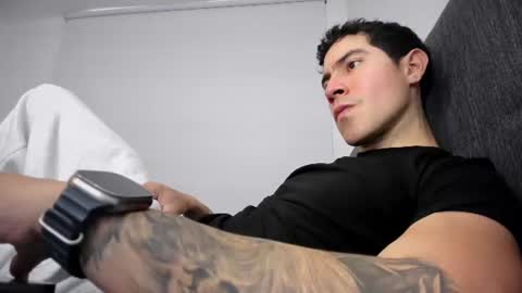 Snapshot of andresjuan92 chatting on 13, 7, 2026 onlyfanscallmegotter online show from 13, 7, 2026