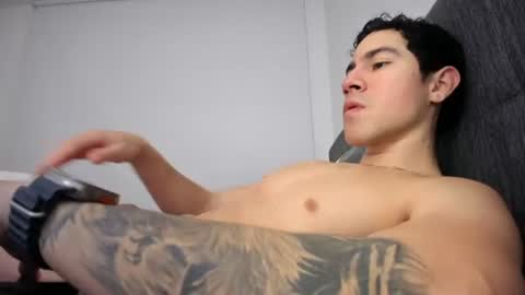 Snapshot of andresjuan92 chatting on 31, 7, 2026 onlyfanscallmegotter online show from 31, 7, 2026