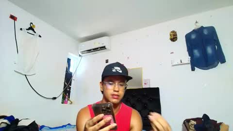 andreswhite_shotoflust online show from 25, 5, 2026