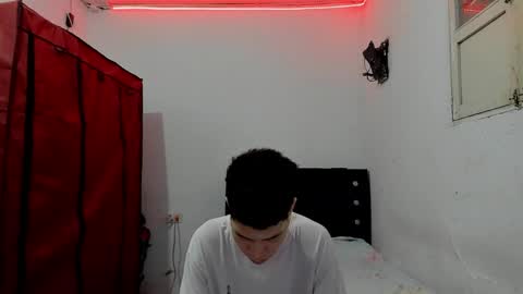 andrew_2811 online show from 14, 4, 2026