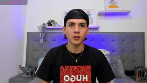 andrew restrepo online show from 18, 4, 2026