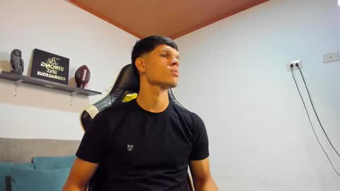 andrew_thopsom online show from 8, 1, 2026