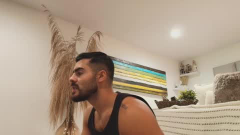 Snapshot of andrew_west_ chatting on 31, 1, 2026 ANDREW WEST online show from 31, 1, 2026