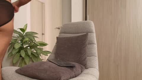 ANDREW WEST online show from 18, 4, 2026