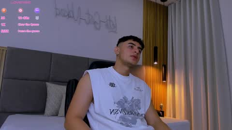 Andrewlamar21 online show from 31, 12, 2024