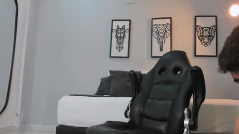 Andrewlamar21 online show from 7, 1, 2025