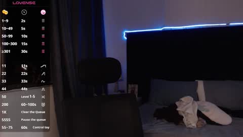 andrewmhilton_ online show from 27, 10, 2025