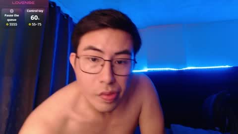 Snapshot of andrewmhilton_ chatting on 6, 7, 2026 andrewmhilton_ online show from 6, 7, 2026