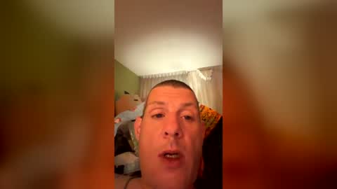 Snapshot of andrewmkespo chatting on 20, 7, 2026 andrewmkespo online show from 20, 7, 2026
