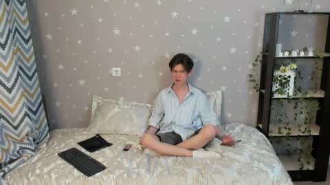 Andrew online show from 17, 12, 2025