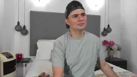 andrhes muller online show from 16, 11, 2025