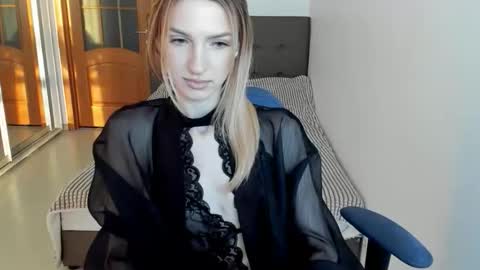 Snapshot of andrianabelle chatting on 18, 9, 2025 andrianabelle online show from 18, 9, 2025