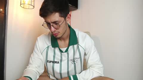 andy_collins__ online show from 10, 4, 2026