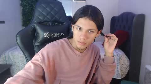 andy_dan1 online show from 6, 1, 2025