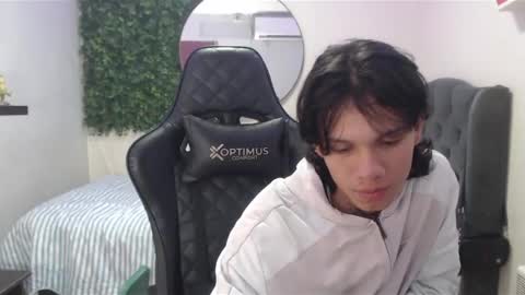 andy_dan1 online show from 22, 1, 2025