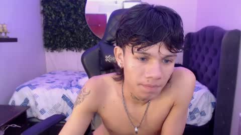 andy_dan1 online show from 11, 3, 2025