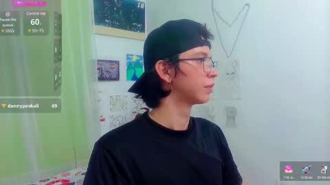 Snapshot of andy_gray01 chatting on 30, 12, 2024 Andy Gray online show from 30, 12, 2024