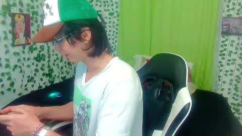 Snapshot of andy_gray01 chatting on 7, 5, 2026 Andy Gray online show from 7, 5, 2026