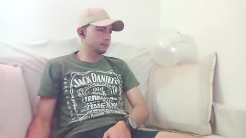 Snapshot of andy_magic_ chatting on 13, 10, 2025 andy_magic_ online show from 13, 10, 2025