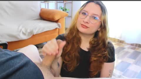 Snapshot of andycherrysecrets chatting on 2, 12, 2025 Cherry online show from 2, 12, 2025