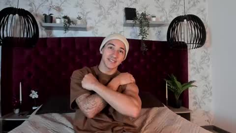 Andy Joy  online show from 18, 11, 2025