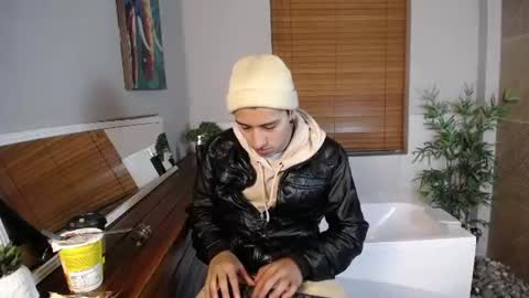 Snapshot of andyjoy_ chatting on 14, 7, 2026 Andy Joy online show from 14, 7, 2026