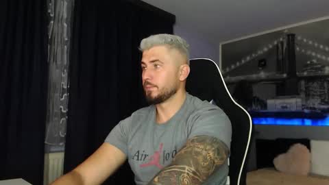 Snapshot of andysoul340 chatting on 21, 11, 2025 Magic Andy online show from 21, 11, 2025