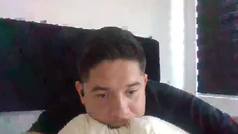 Snapshot of andyzeta10 chatting on 16, 12, 2024 andyzeta10 online show from 16, 12, 2024