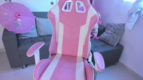          online show from 13, 2, 2025