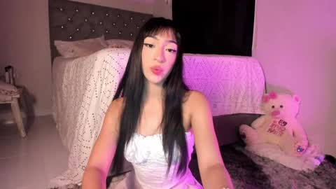          online show from 28, 4, 2026