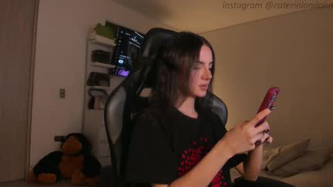 Snapshot of anelisse_ chatting on 24, 9, 2025 online show from 24, 9, 2025