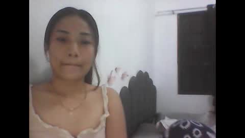 Snapshot of ange011 chatting on 22, 3, 2026 ange011 online show from 22, 3, 2026