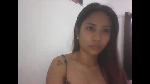 Snapshot of ange011 chatting on 13, 4, 2026 ange011 online show from 13, 4, 2026