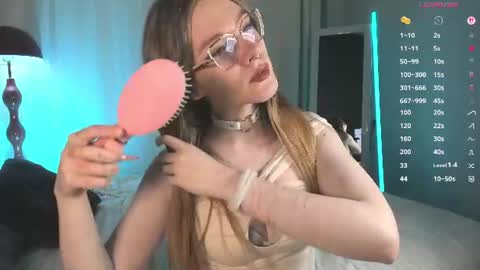 Snapshot of angee_ chatting on 14, 6, 2026 Ange online show from 14, 6, 2026