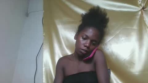 Snapshot of angeeliine chatting on 26, 4, 2026 angeeliine online show from 26, 4, 2026
