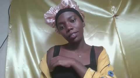 Snapshot of angeeliine chatting on 26, 4, 2026 angeeliine online show from 26, 4, 2026