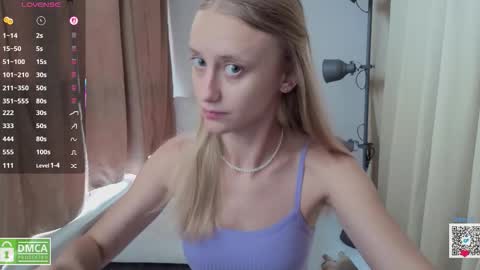 angeellina online show from 6, 10, 2025