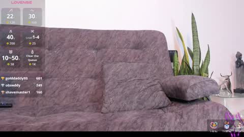 Angel online show from 13, 4, 2026