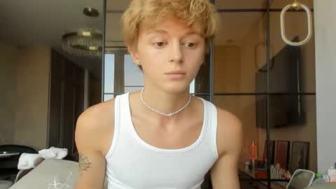Snapshot of angel_andreww chatting on 25, 4, 2026 angel_andreww online show from 25, 4, 2026