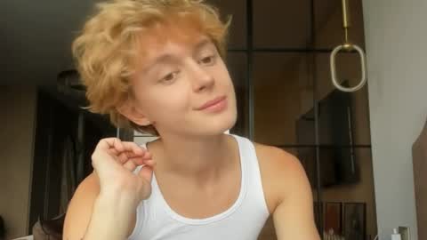 Snapshot of angel_andreww chatting on 13, 5, 2026 angel_andreww online show from 13, 5, 2026