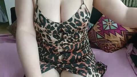 Snapshot of angel_coconut chatting on 30, 10, 2025 Angel coco online show from 30, 10, 2025