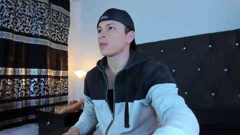 Angel Cuervo online show from 18, 1, 2025