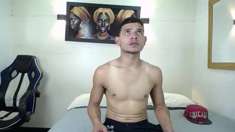 Angel Dusstt online show from 3, 12, 2025